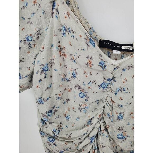 RTR Slate‎ & Willow Women's Ruched Puff Sleeve Floral Top Size Small - Picture 6 of 7